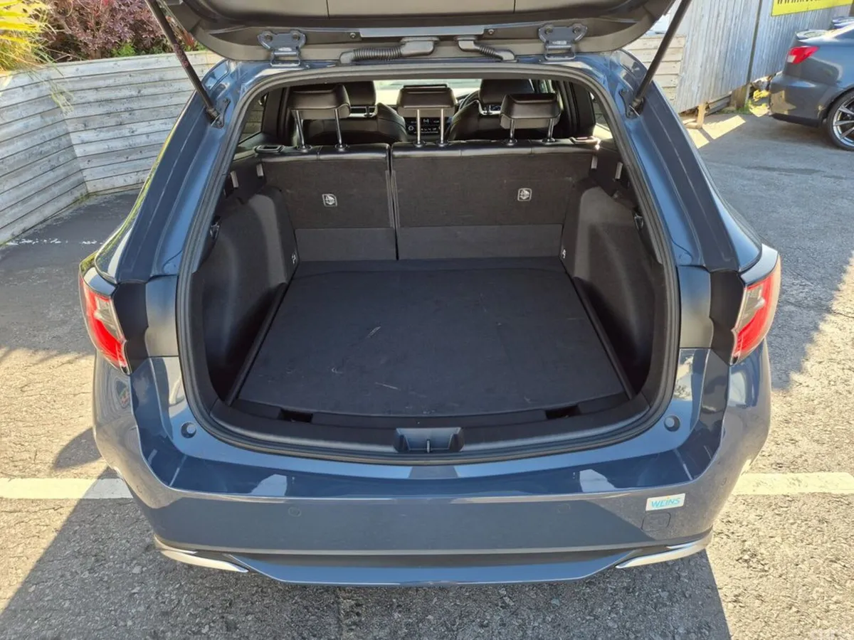 Toyota Corolla Estate, Petrol Hybrid, 2023, Grey
