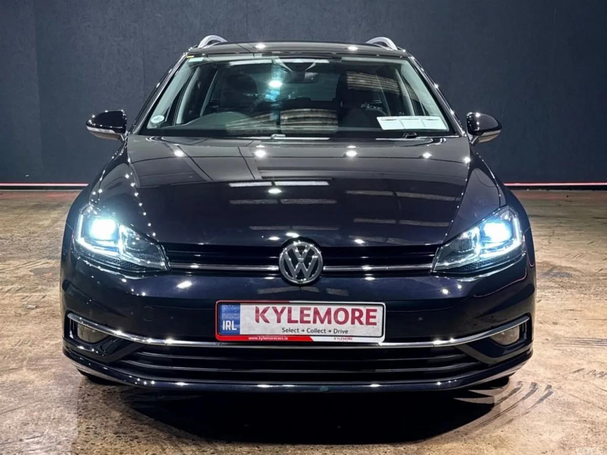 Volkswagen Golf Estate, Petrol, 2017, Black