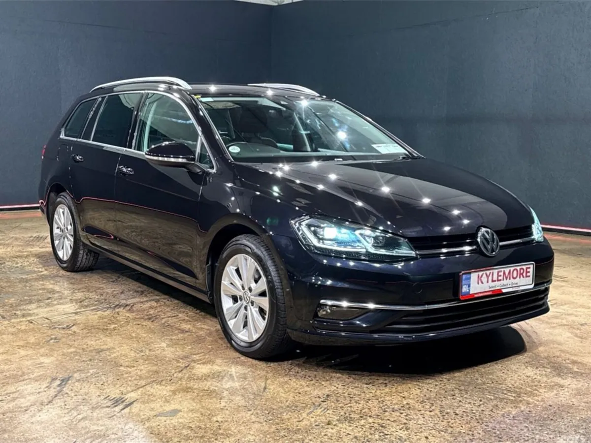 Volkswagen Golf Estate, Petrol, 2017, Black