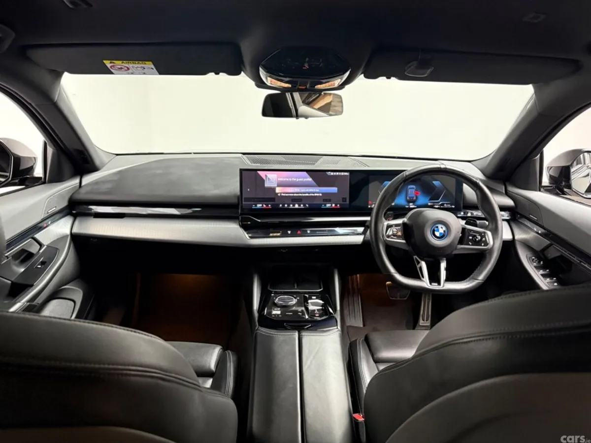 BMW 5-Series Saloon, Petrol Plug-in Hybrid, 2024, Black