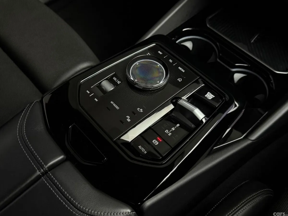 BMW 5-Series Saloon, Petrol Plug-in Hybrid, 2024, Black