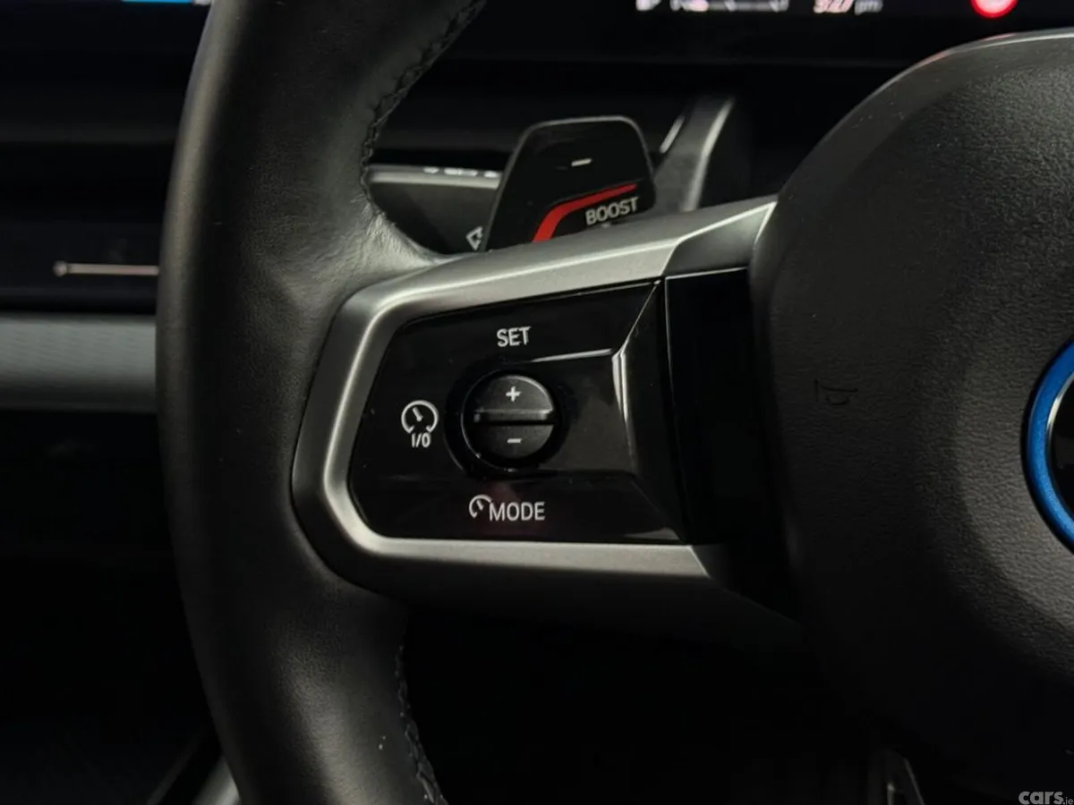 BMW 5-Series Saloon, Petrol Plug-in Hybrid, 2024, Black