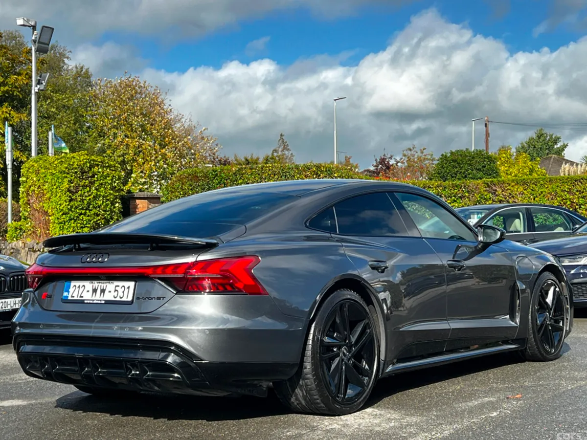 Audi e-tron GT Coupe, Electric, 2021, Grey