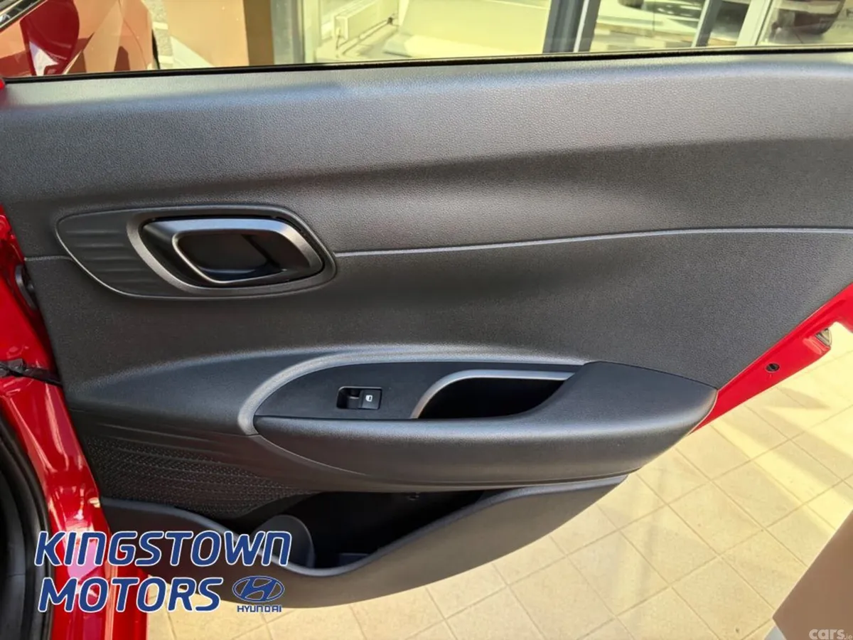 Hyundai i20 Hatchback, Petrol, 2024, Red