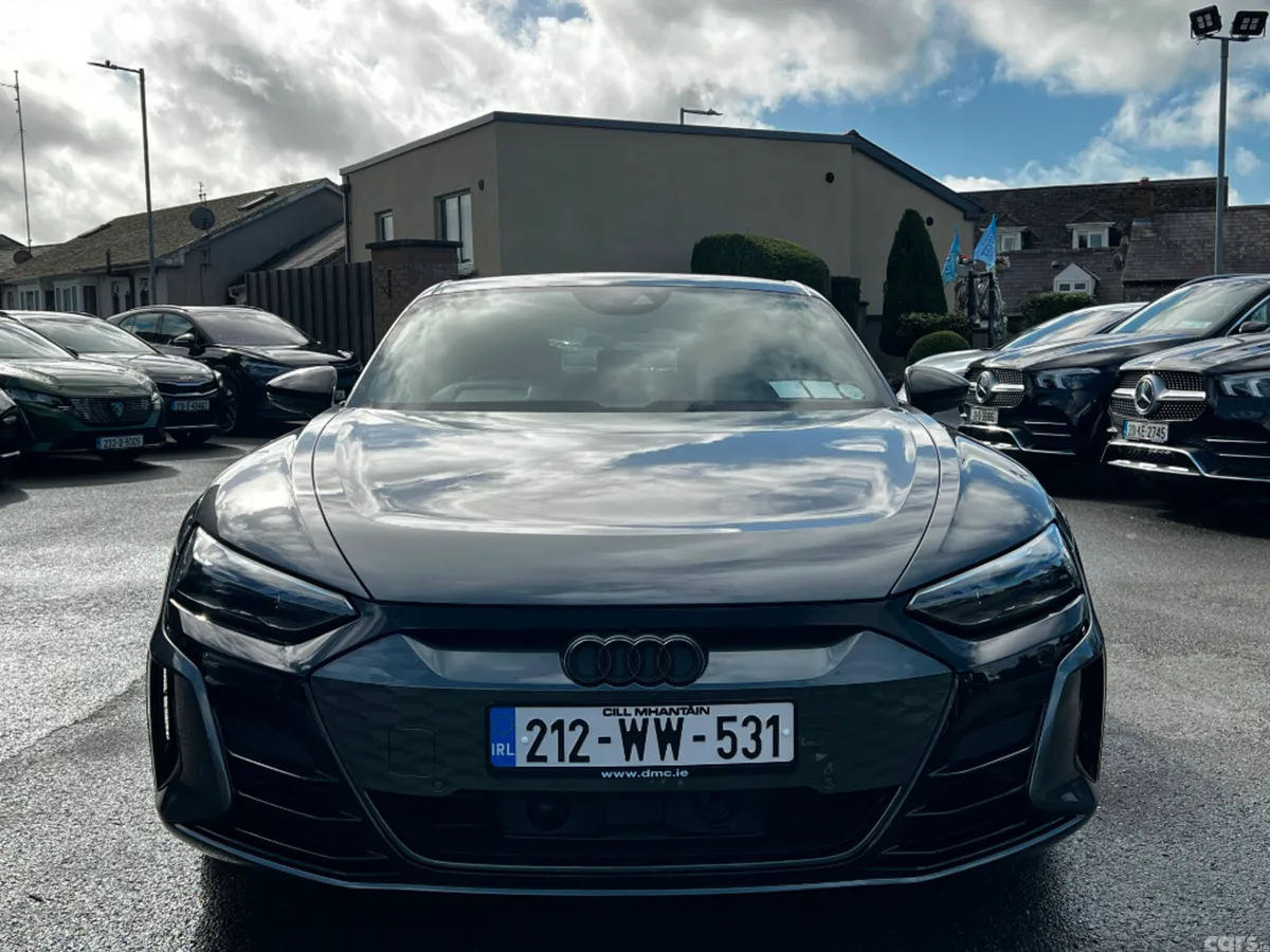 Audi e-tron GT Coupe, Electric, 2021, Grey