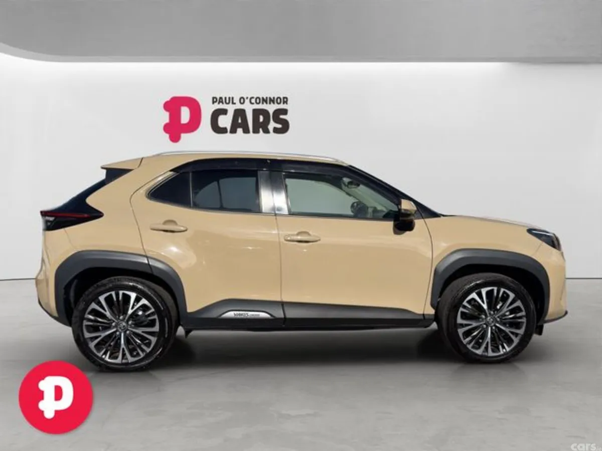Toyota Yaris Cross MPV, Petrol Hybrid, 2021, Beige