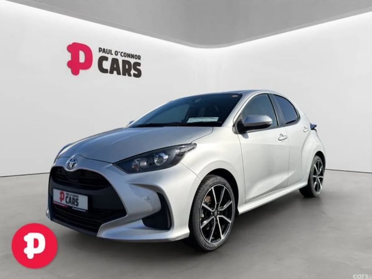 Toyota Yaris Hatchback, Petrol Hybrid, 2022, Silver