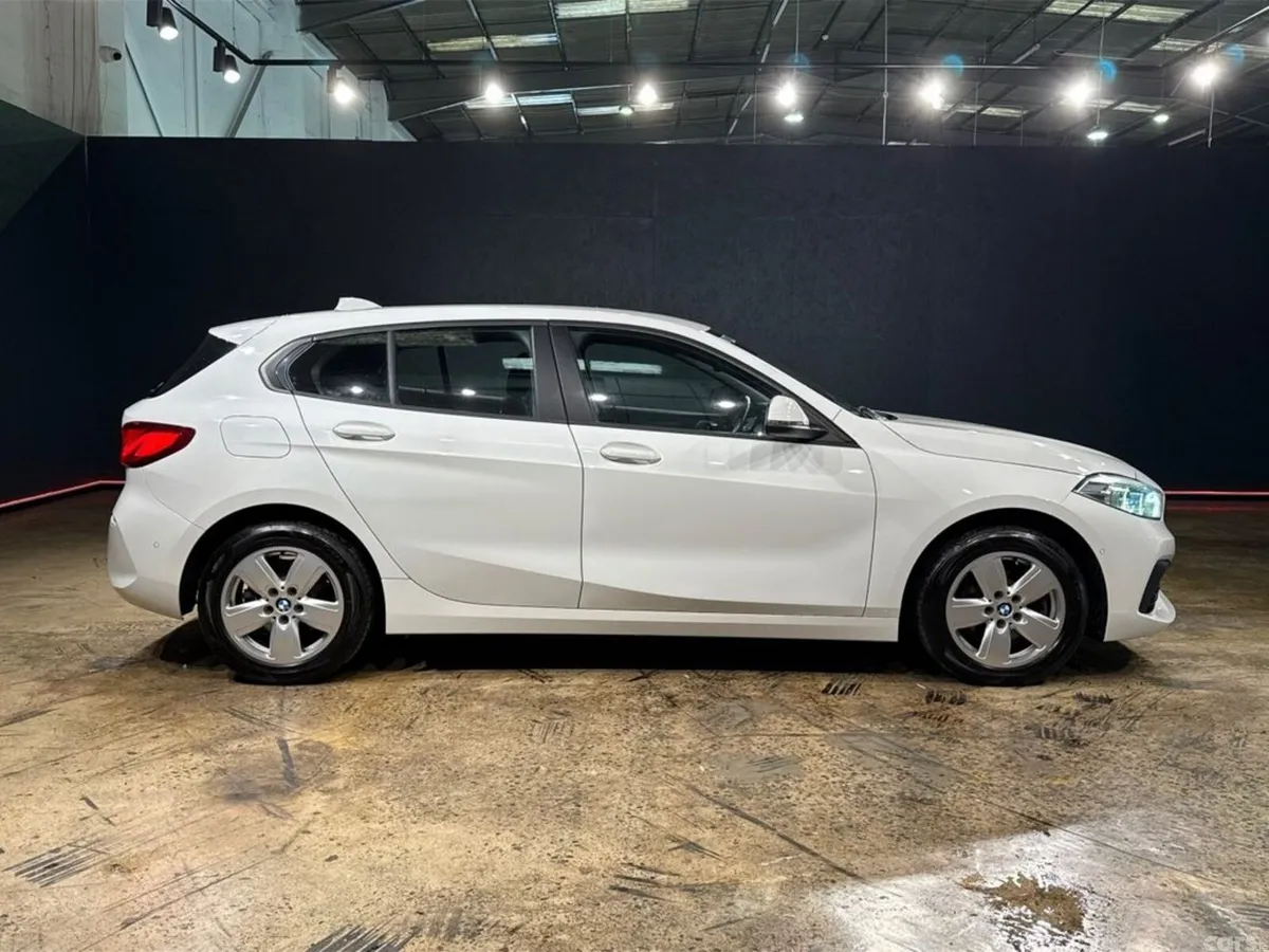 BMW 1-Series Hatchback, Petrol, 2019, White