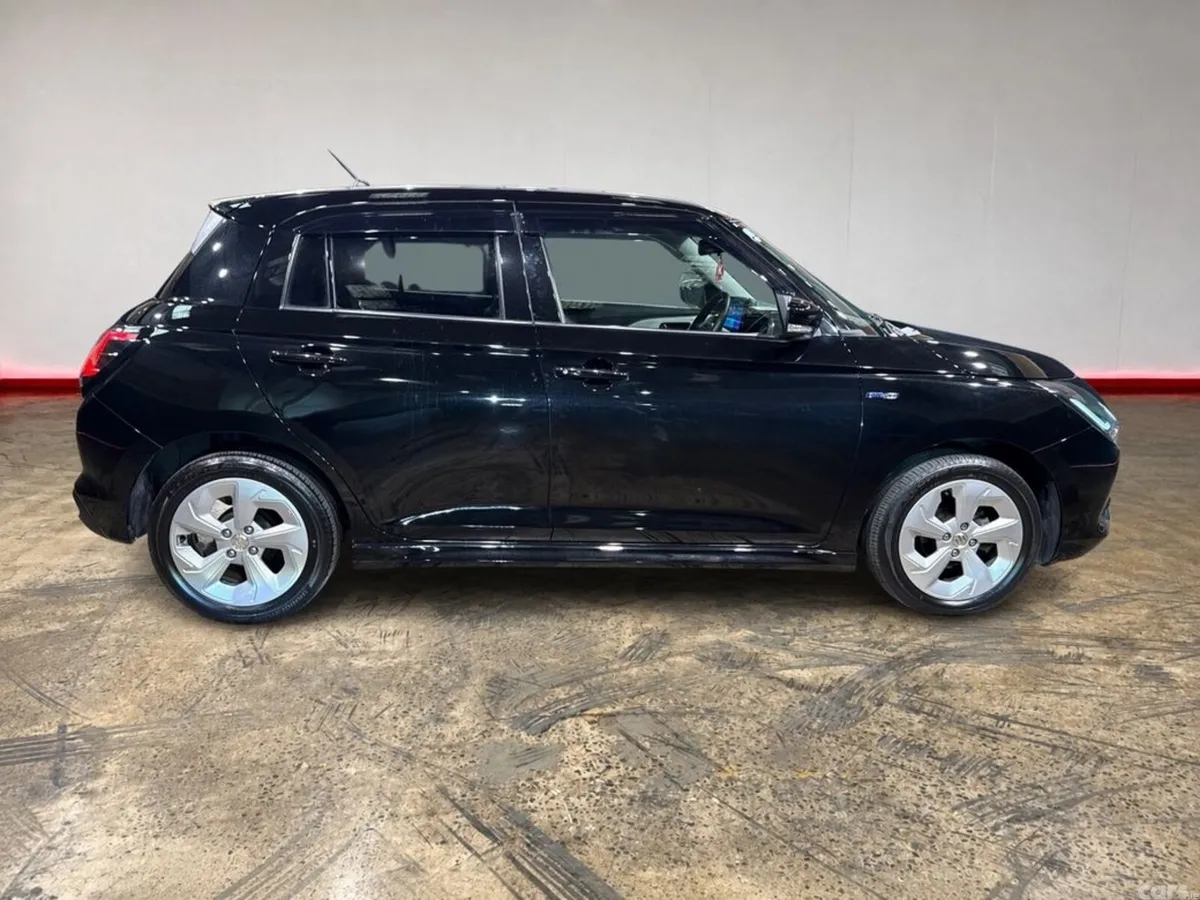 Suzuki Swift Hatchback, Petrol Hybrid, 2024, Black