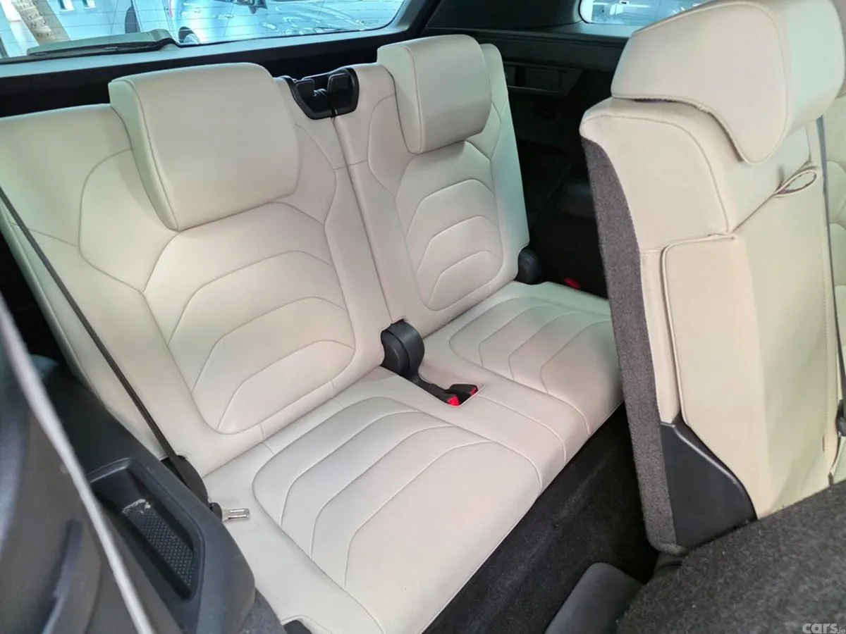 Skoda Kodiaq MPV, Diesel, 2023, Grey