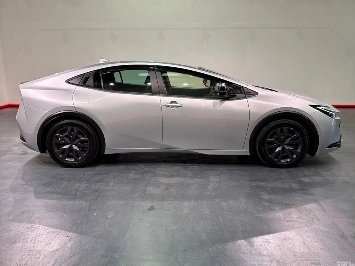 Toyota Prius Hatchback, Petrol Hybrid, 2024, Silver