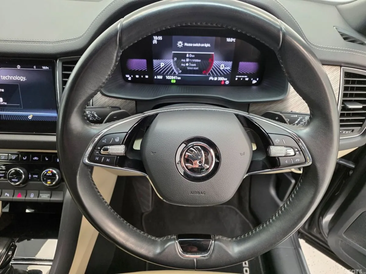 Skoda Kodiaq MPV, Diesel, 2023, Grey