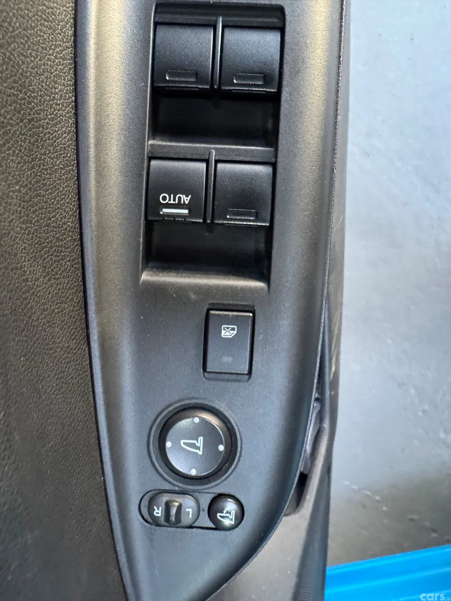 Honda Fit Hatchback, Petrol Hybrid, 2016, Blue