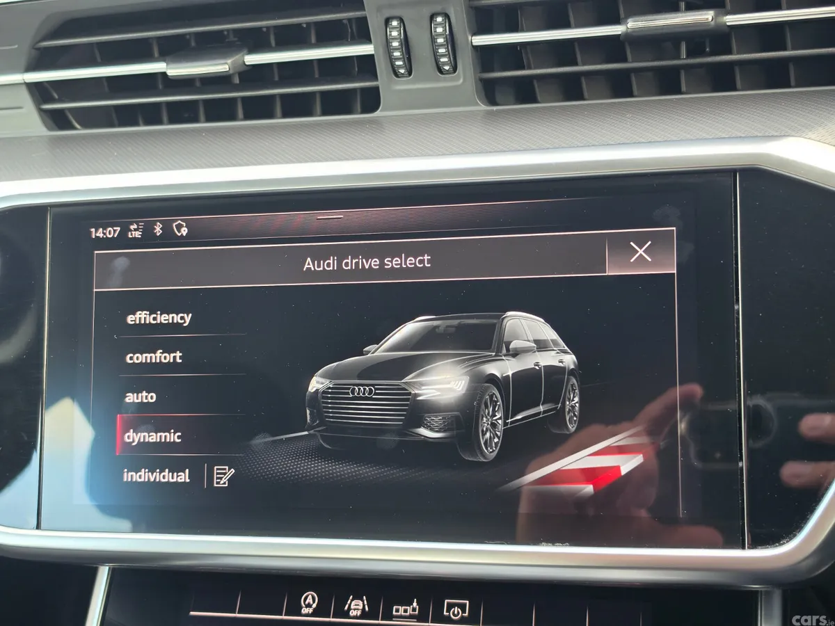 Audi A6 Estate, Diesel, 2019, Blue
