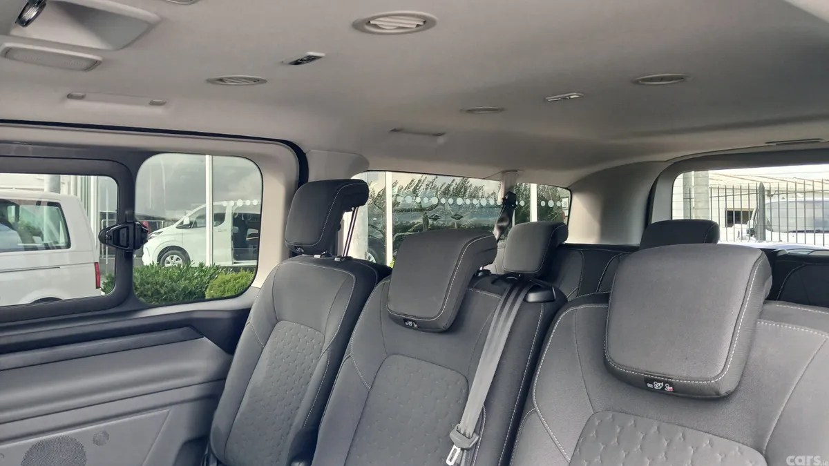 Ford Transit Custom MPV, Petrol Hybrid, 2025, Blue