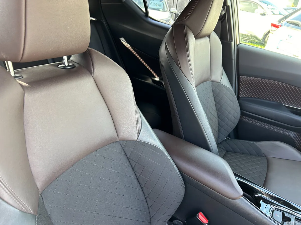 Toyota C-HR Hatchback, Petrol Hybrid, 2017, White