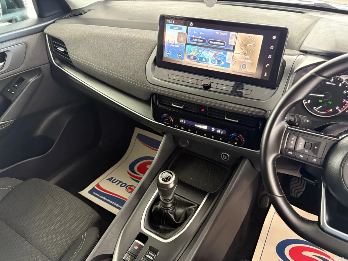 Nissan Qashqai SUV, Petrol Hybrid, 2025, Black