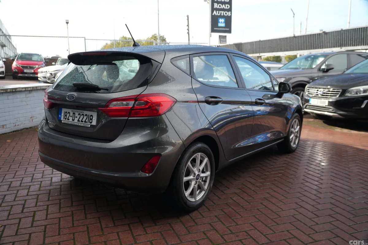 Ford Fiesta Hatchback, Petrol, 2018, Grey
