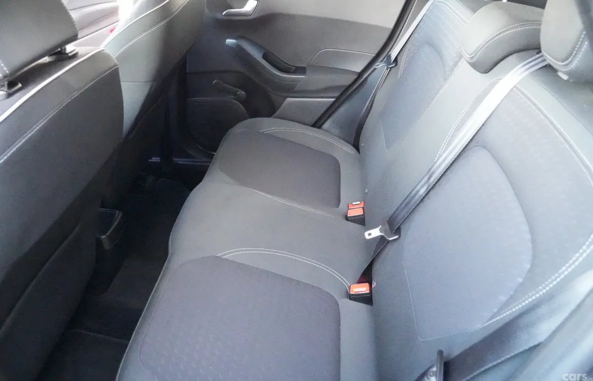 Ford Fiesta Hatchback, Petrol, 2018, Grey