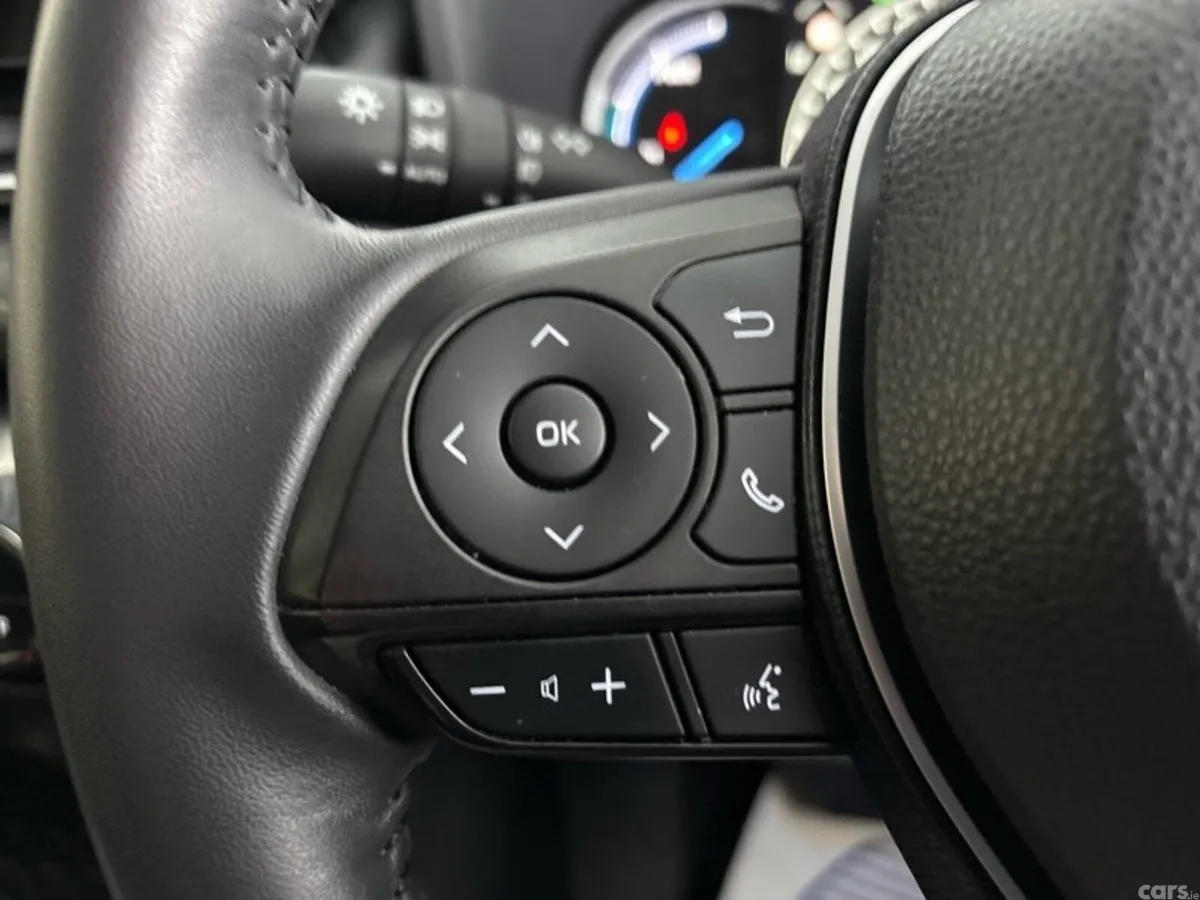 Toyota RAV4 SUV, Petrol Hybrid, 2024, Blue