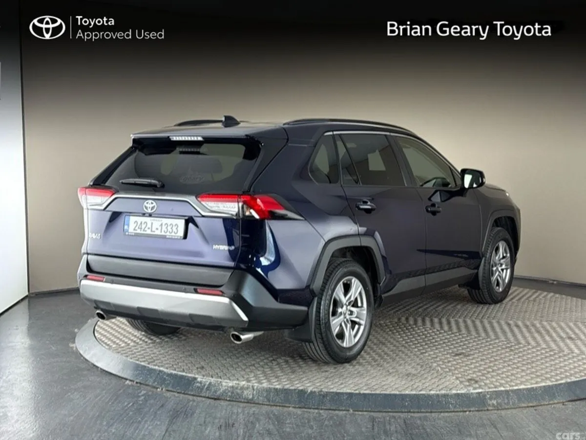 Toyota RAV4 SUV, Petrol Hybrid, 2024, Blue