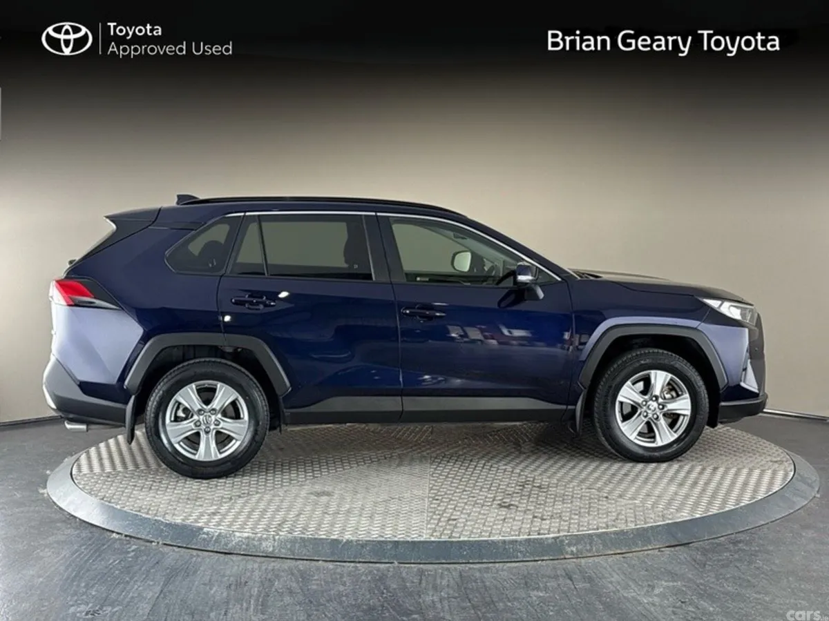Toyota RAV4 SUV, Petrol Hybrid, 2024, Blue
