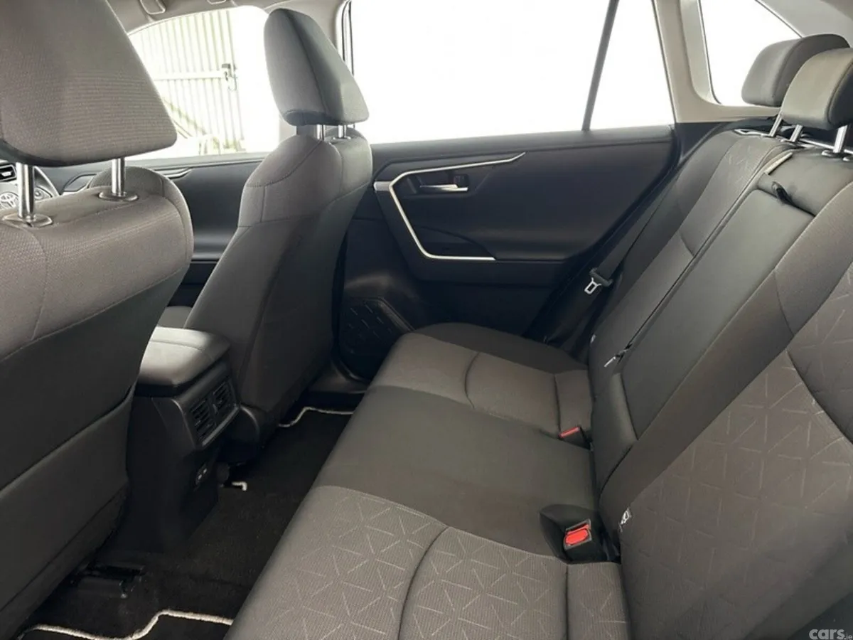Toyota RAV4 SUV, Petrol Hybrid, 2024, Blue