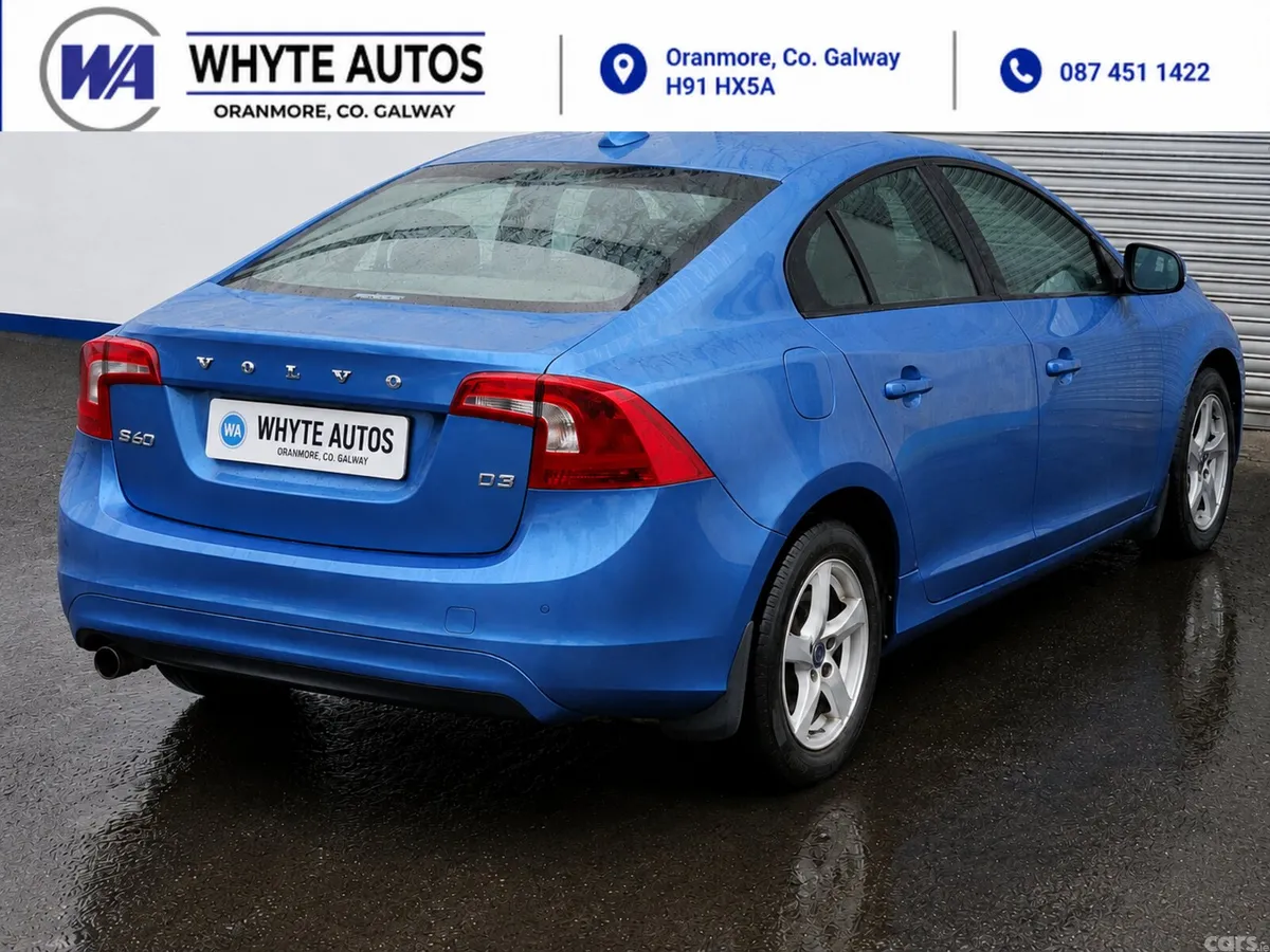Volvo S60 Saloon, Diesel, 2015, Blue