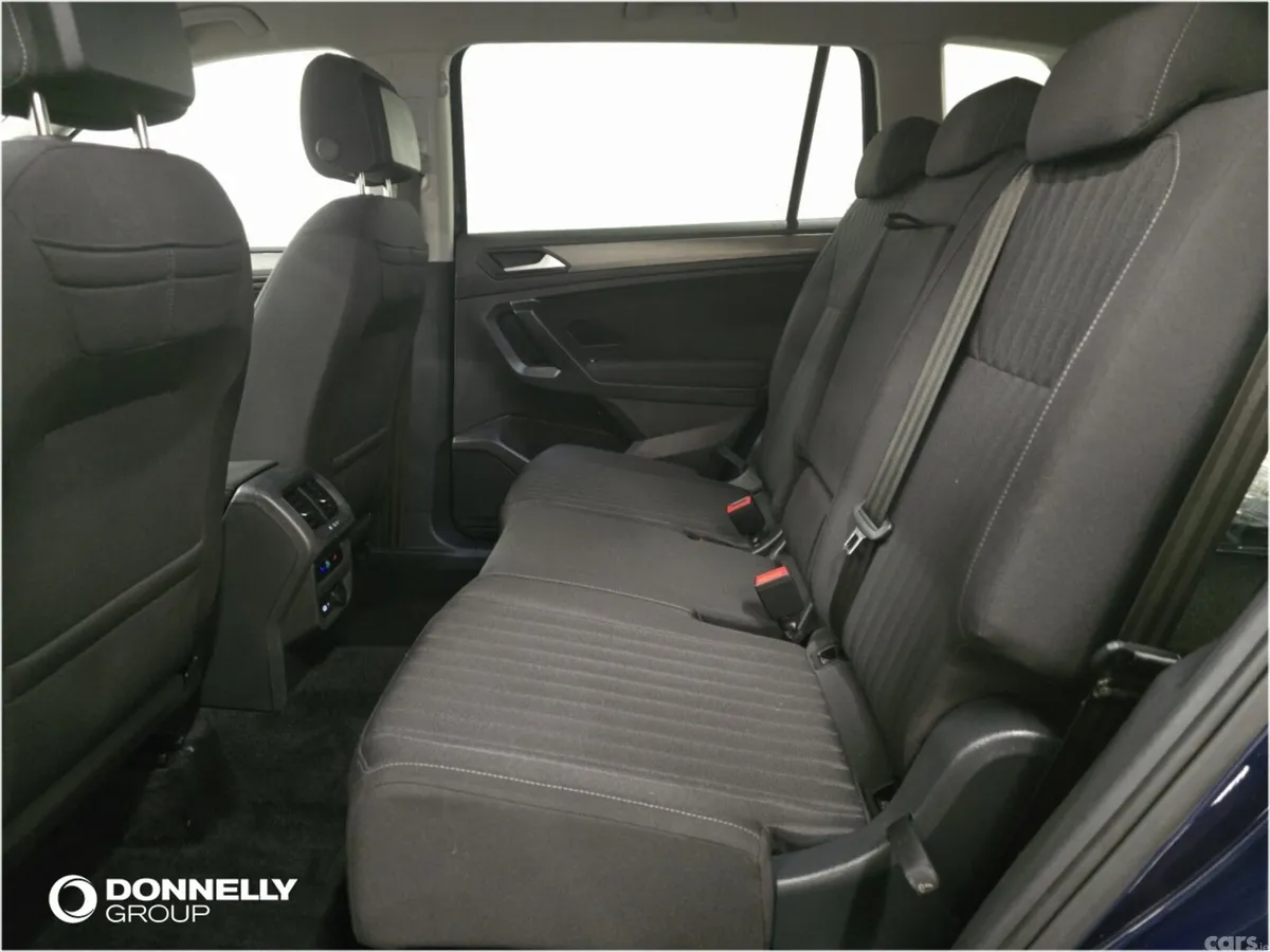 Volkswagen Tiguan Allspace Estate, Diesel, 2023, Blue