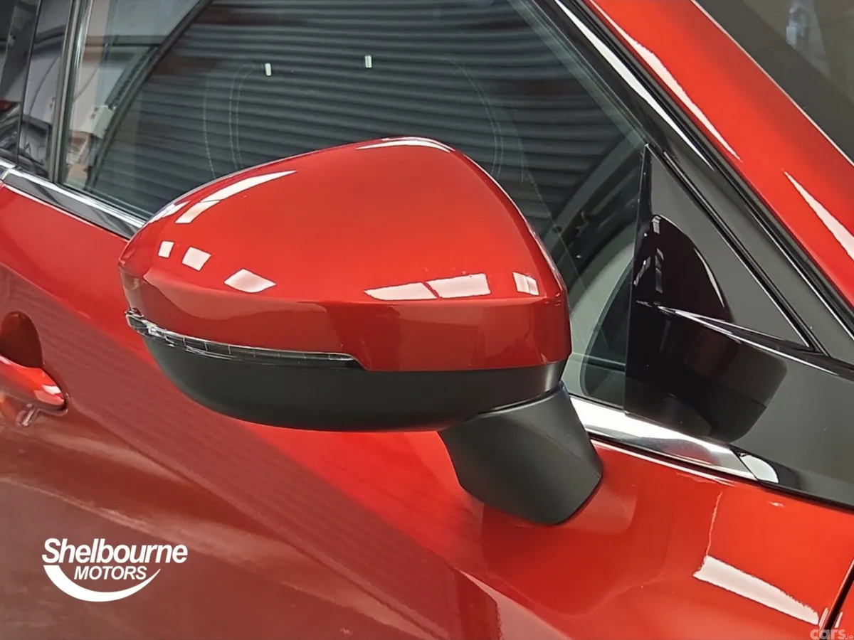 Nissan Qashqai Hatchback, Petrol Hybrid, 2025, Red