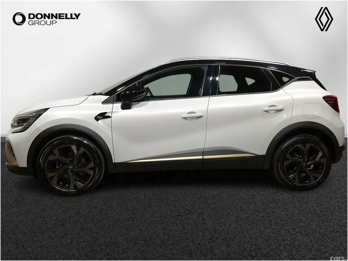 Renault Captur Hatchback, Petrol Hybrid, 2023, White