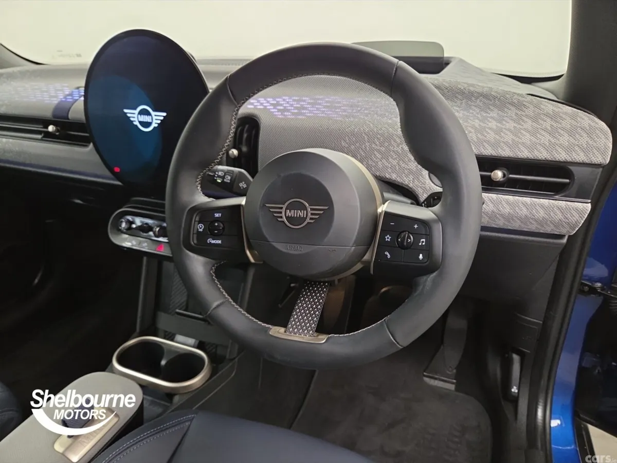 Mini Cooper Hatchback, Petrol, 2025, Blue