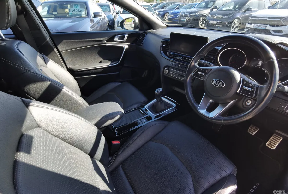 Kia XCeed Hatchback, Petrol, 2020, Grey