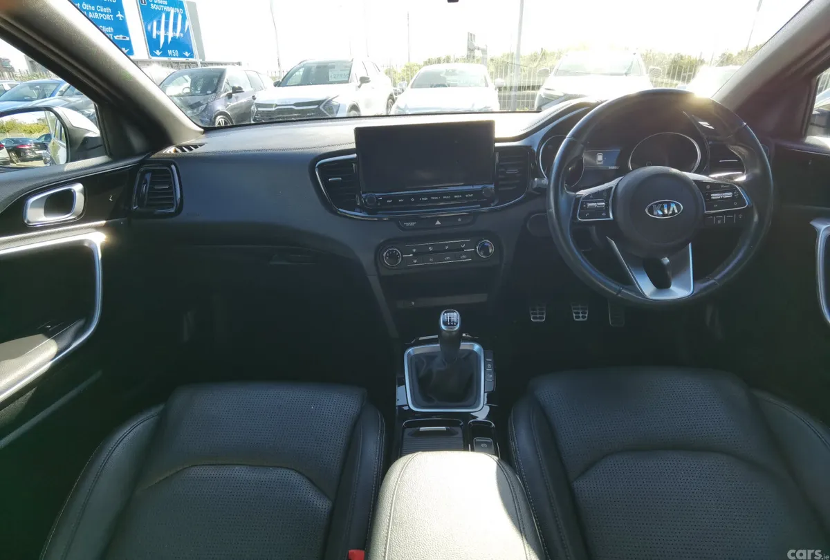 Kia XCeed Hatchback, Petrol, 2020, Grey