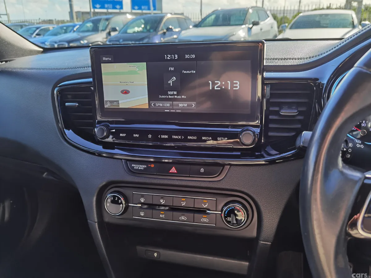Kia XCeed Hatchback, Petrol, 2020, Grey