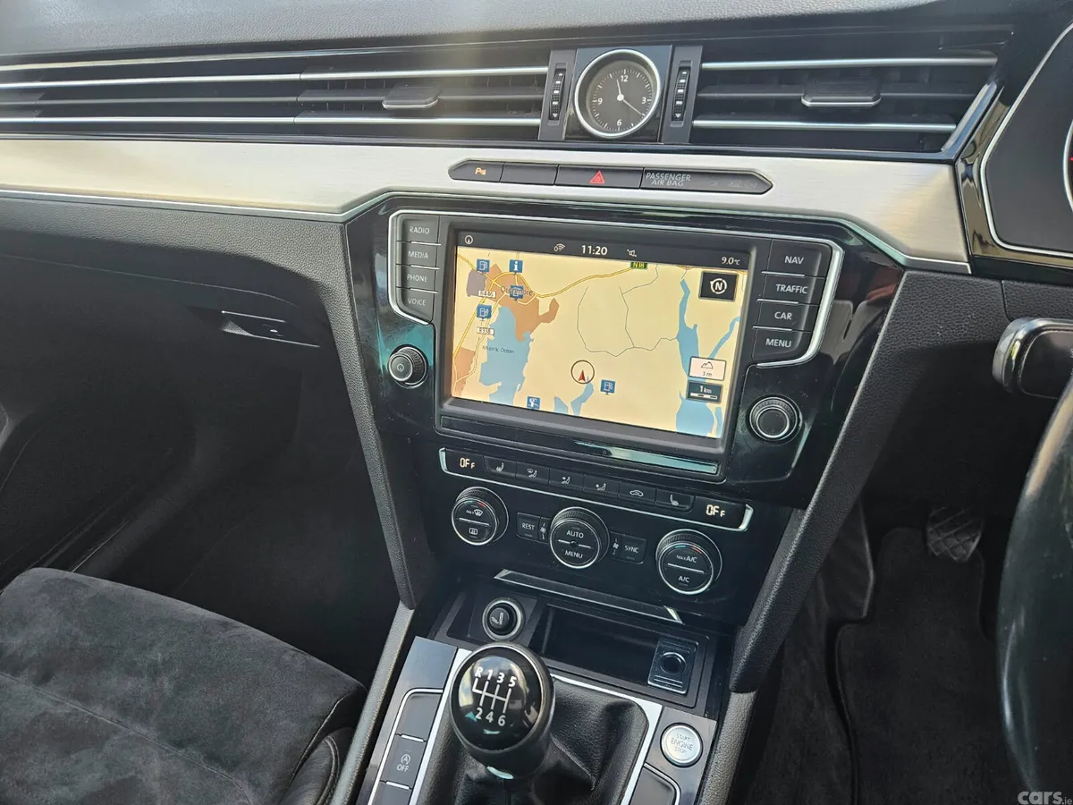 Volkswagen Passat Saloon, Diesel, 2015, Black
