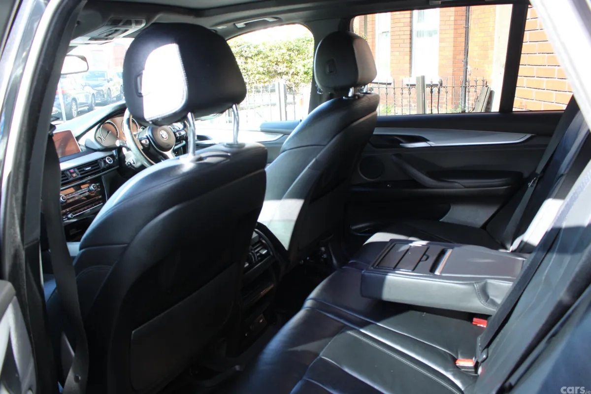 BMW X5 SUV, Petrol Plug-in Hybrid, 2016, Black