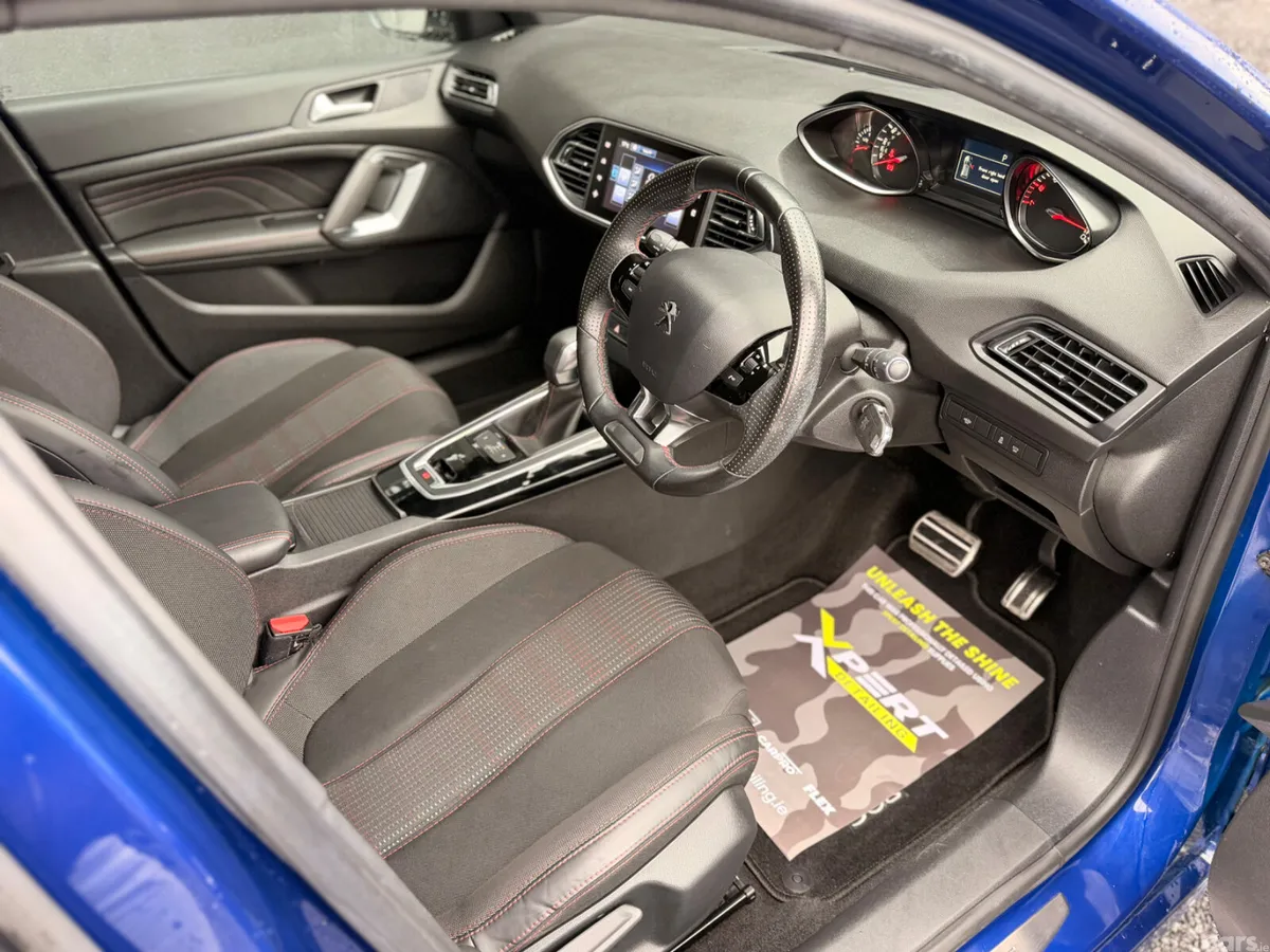 Peugeot 308 Hatchback, Petrol, 2016, Blue