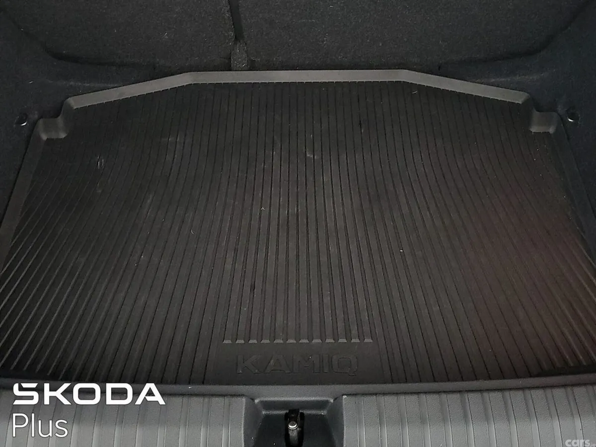 Skoda Kamiq Hatchback, Petrol, 2023, Grey