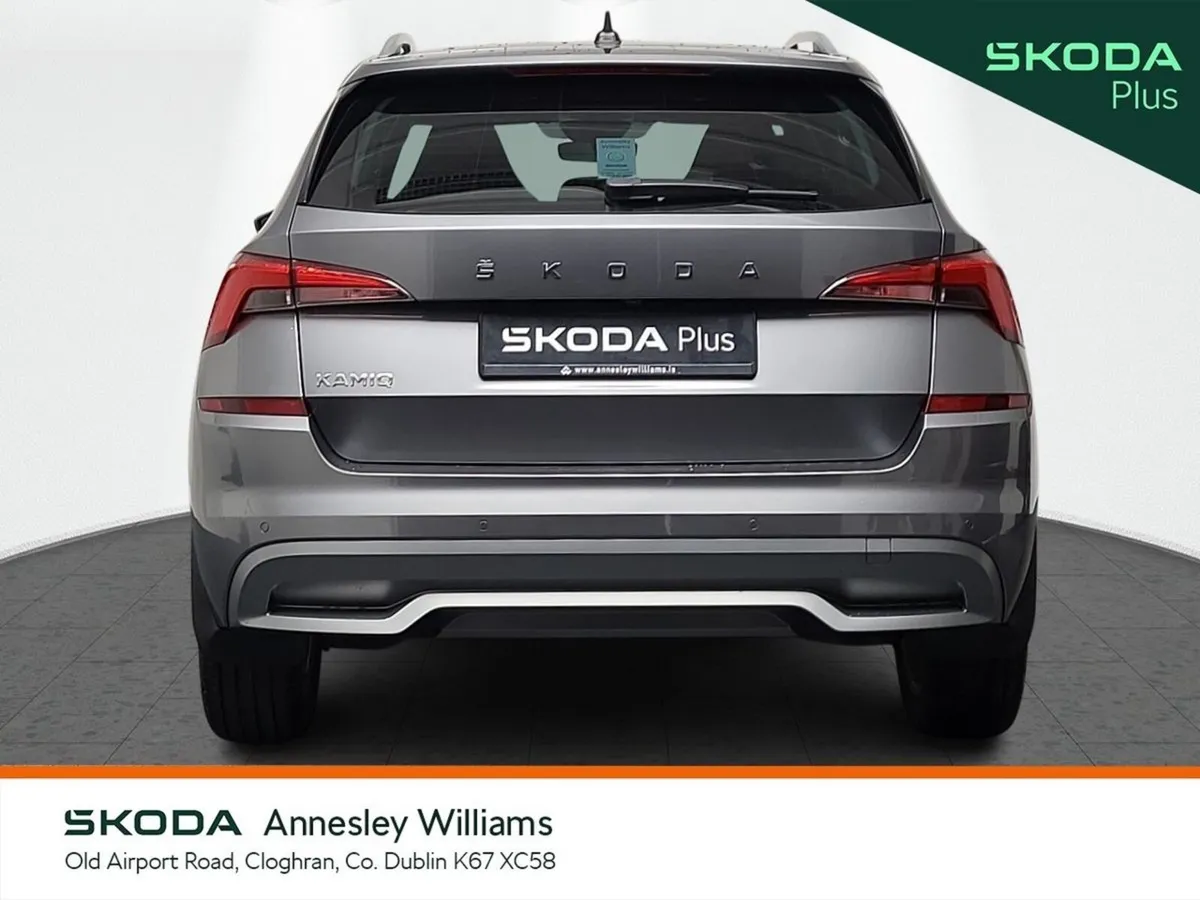 Skoda Kamiq Hatchback, Petrol, 2023, Grey
