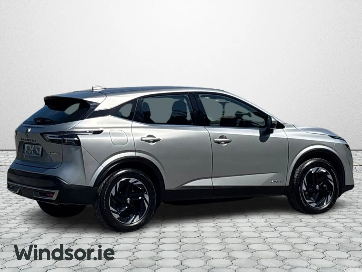 Nissan Qashqai MPV, Petrol Hybrid, 2026, Grey