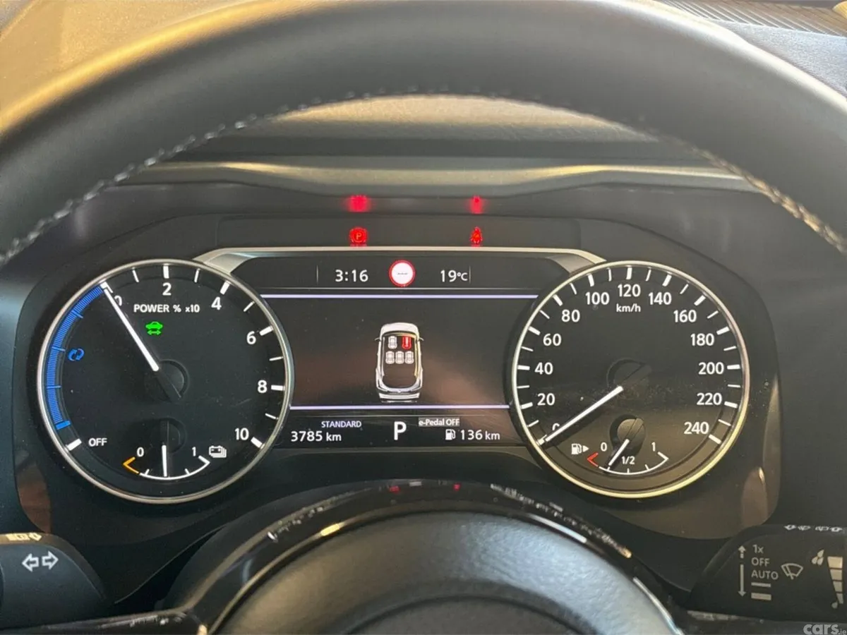 Nissan Qashqai MPV, Petrol Hybrid, 2026, Grey