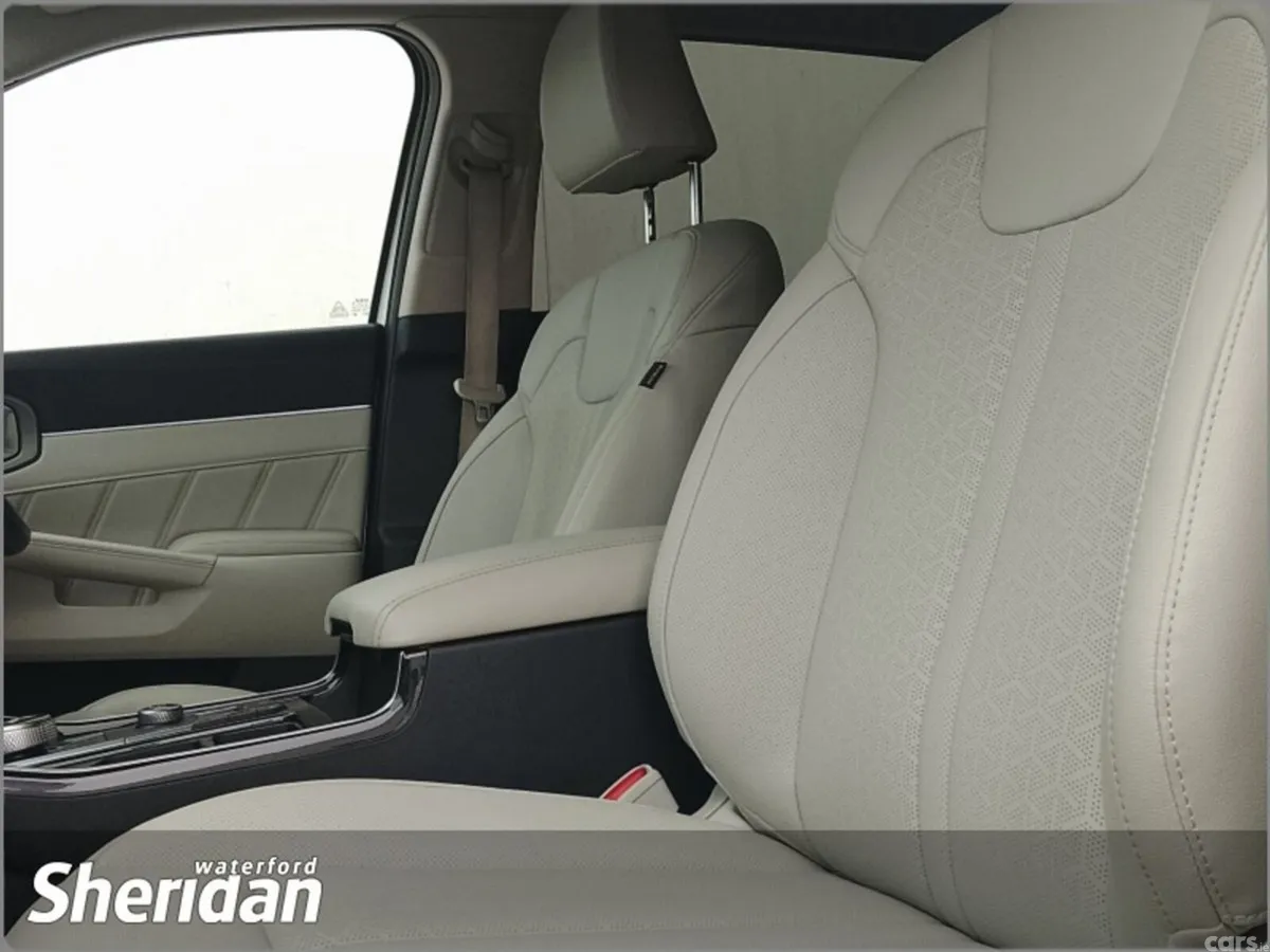 Kia Sorento SUV, Diesel, 2023, White