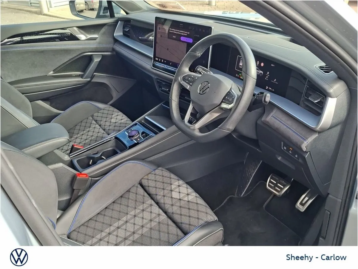 Volkswagen Tayron SUV, Petrol Plug-in Hybrid, 2026, Silver