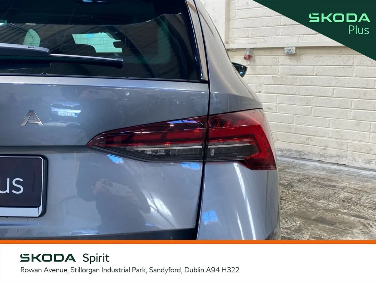 Skoda Octavia Estate, Diesel, 2026, Grey