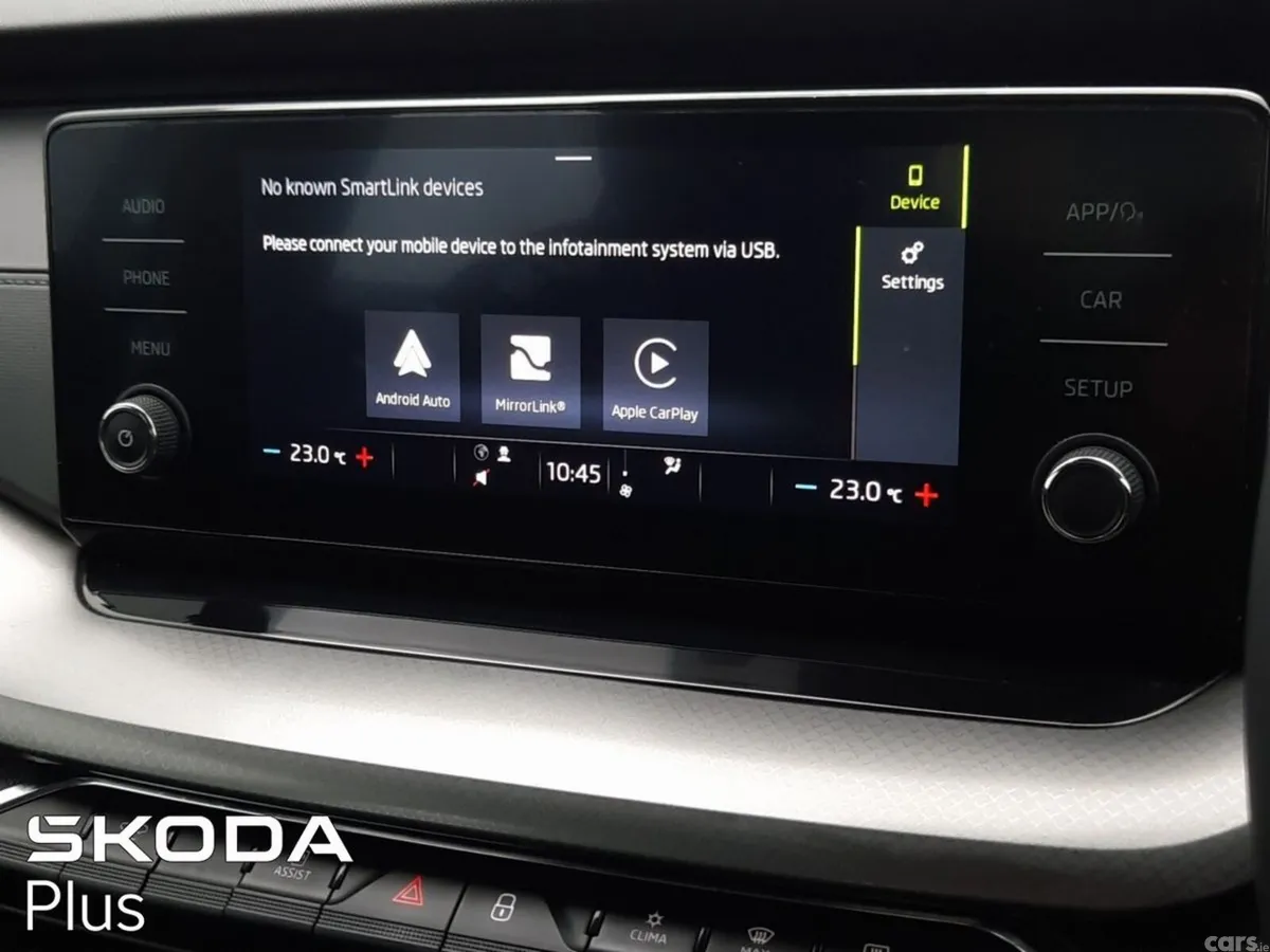 Skoda Octavia Saloon, Diesel, 2023, White