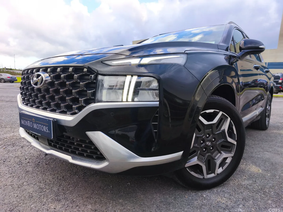 Hyundai Santa Fe SUV, Petrol Plug-in Hybrid, 2022, Black