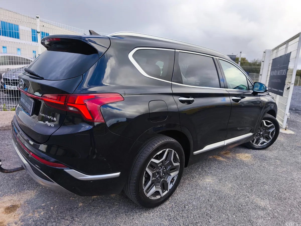Hyundai Santa Fe SUV, Petrol Plug-in Hybrid, 2022, Black