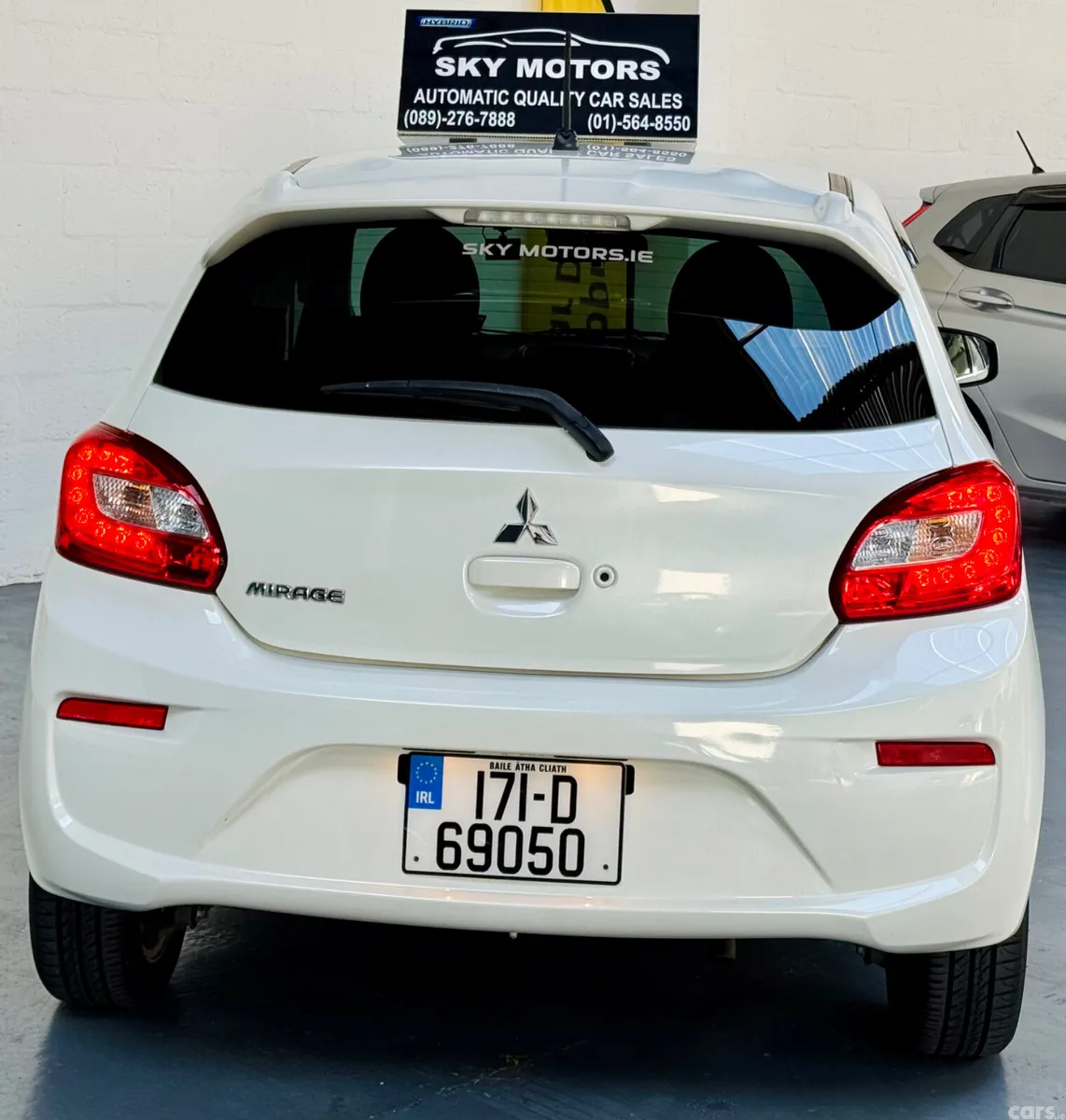 Mitsubishi Mirage Hatchback, Petrol, 2017, White