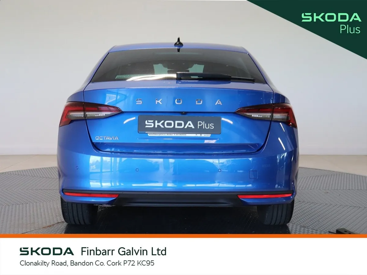 Skoda Octavia Saloon, Diesel, 2026, Blue